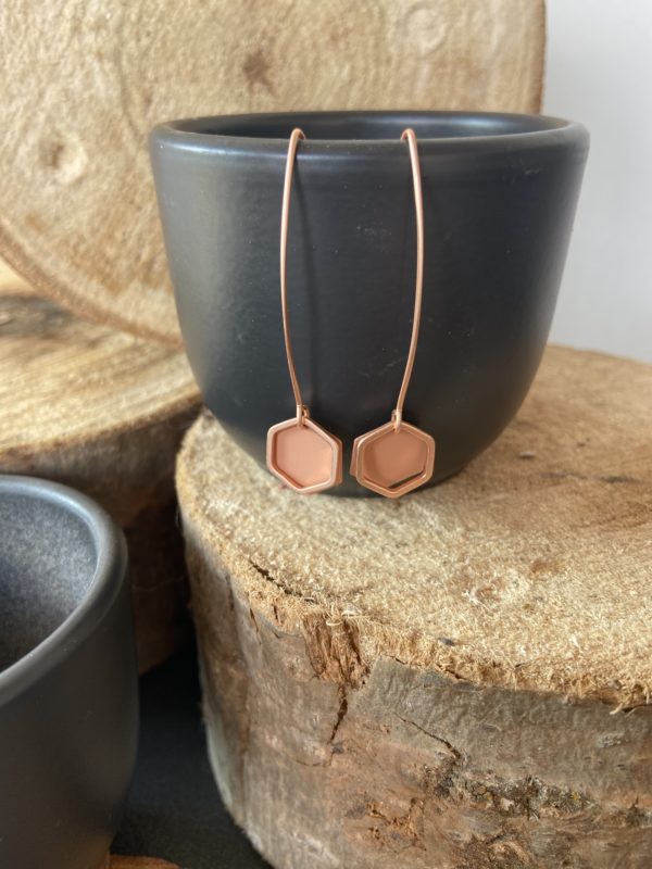 Ellips oorhanger met berubberde zeshoek - nude