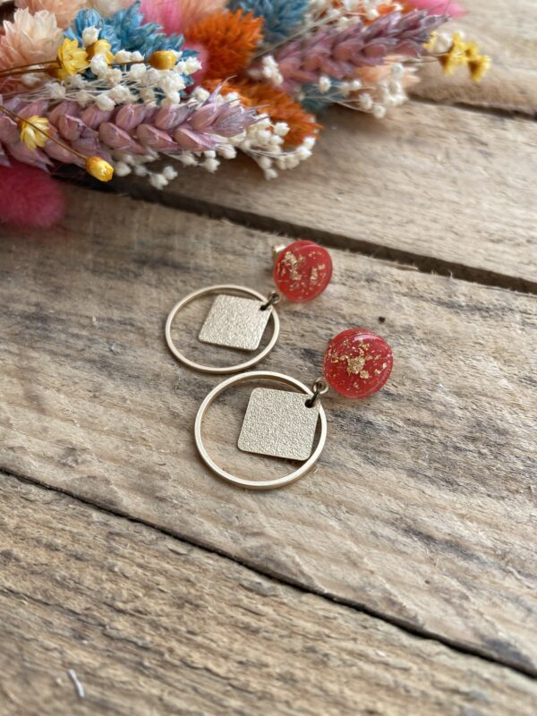 Cabochon oorsteker hars met goudvlokken en frosted vierkant - Afbeelding 2