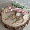 Cabochon oorsteker hars met goudvlokken en frosted cirkel en staafje - Afbeelding 4