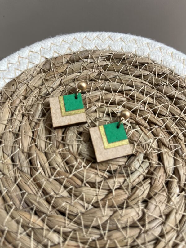 Oorhanger hout - 005